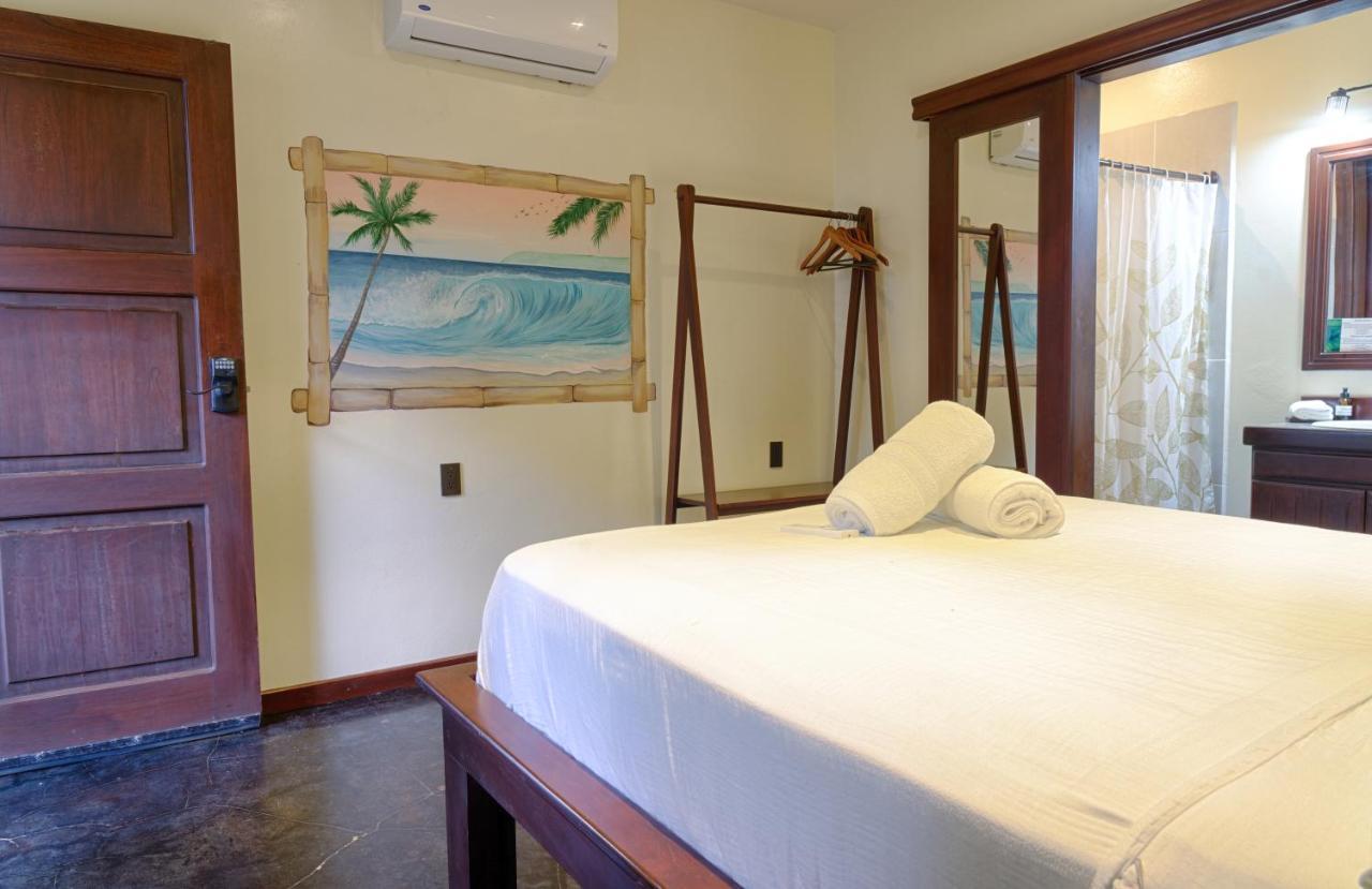 Hona Beach Hotel Dominical Luaran gambar